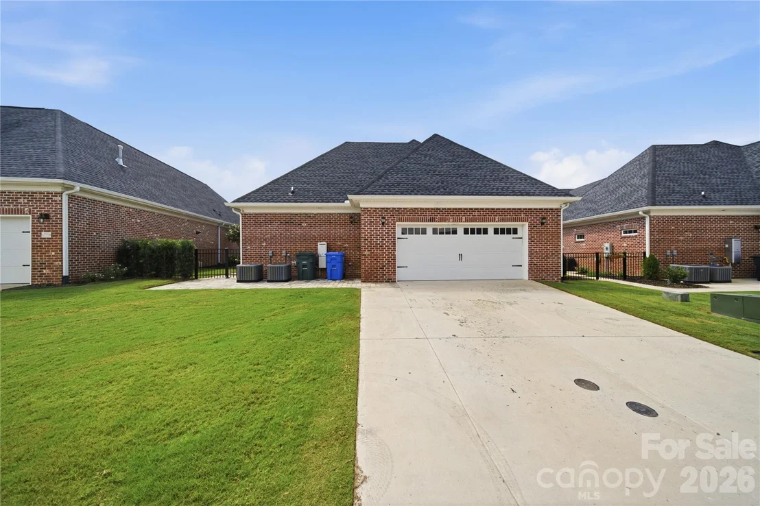 Photo of 531 Buckview Lane