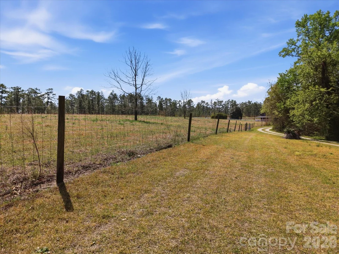 Photo of 52 Mcmillan Road