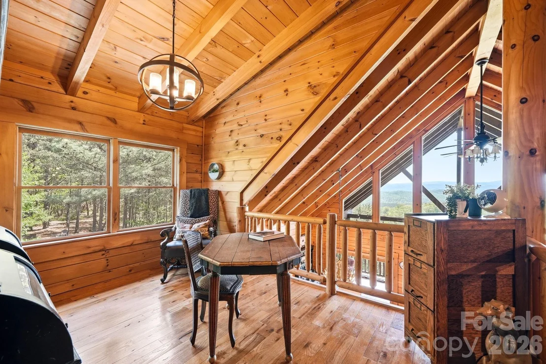 Photo of 3918 Skyline Drive