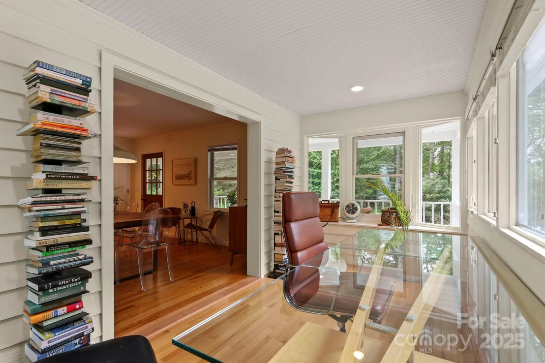 Photo of 127 Boulder Lane