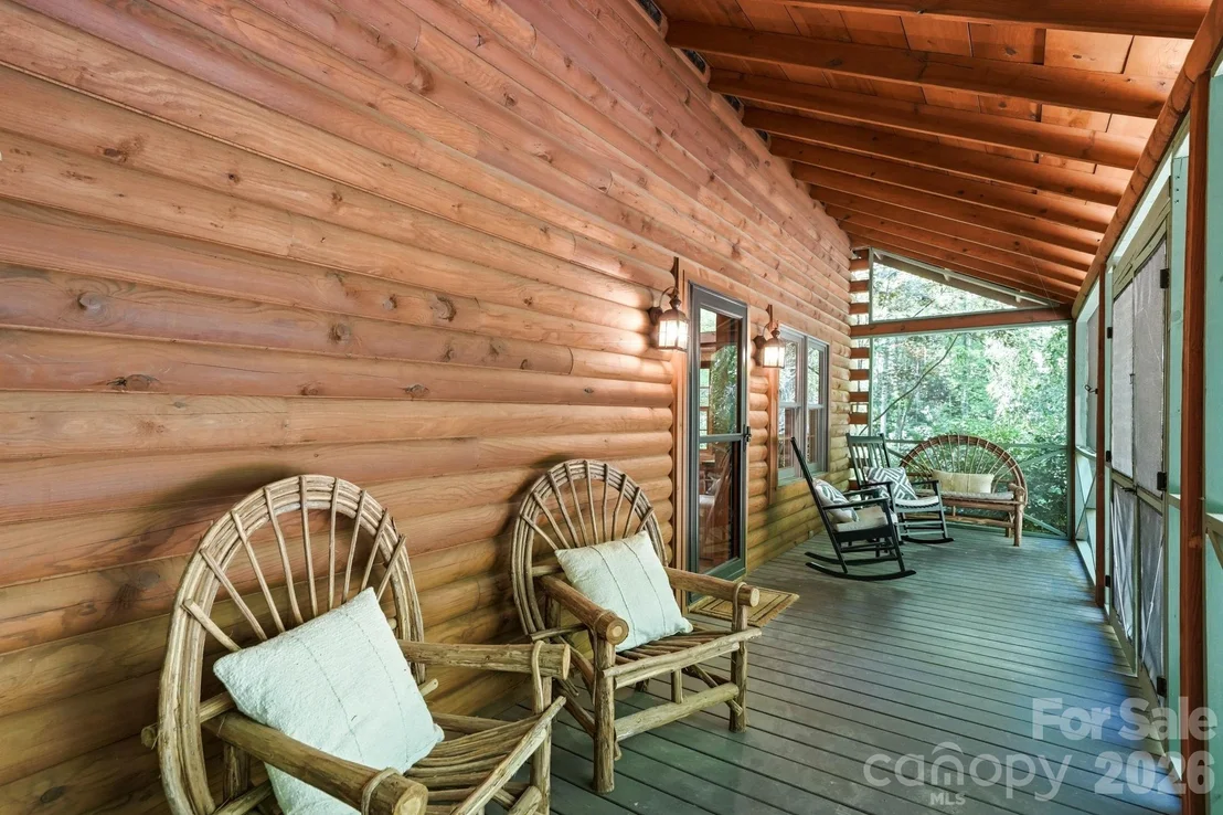 Photo of 16 Shadow Brook Drive
