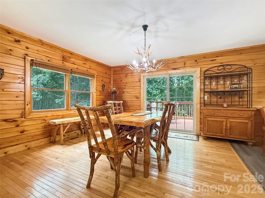 Photo of 321 Grays Shadow Lane