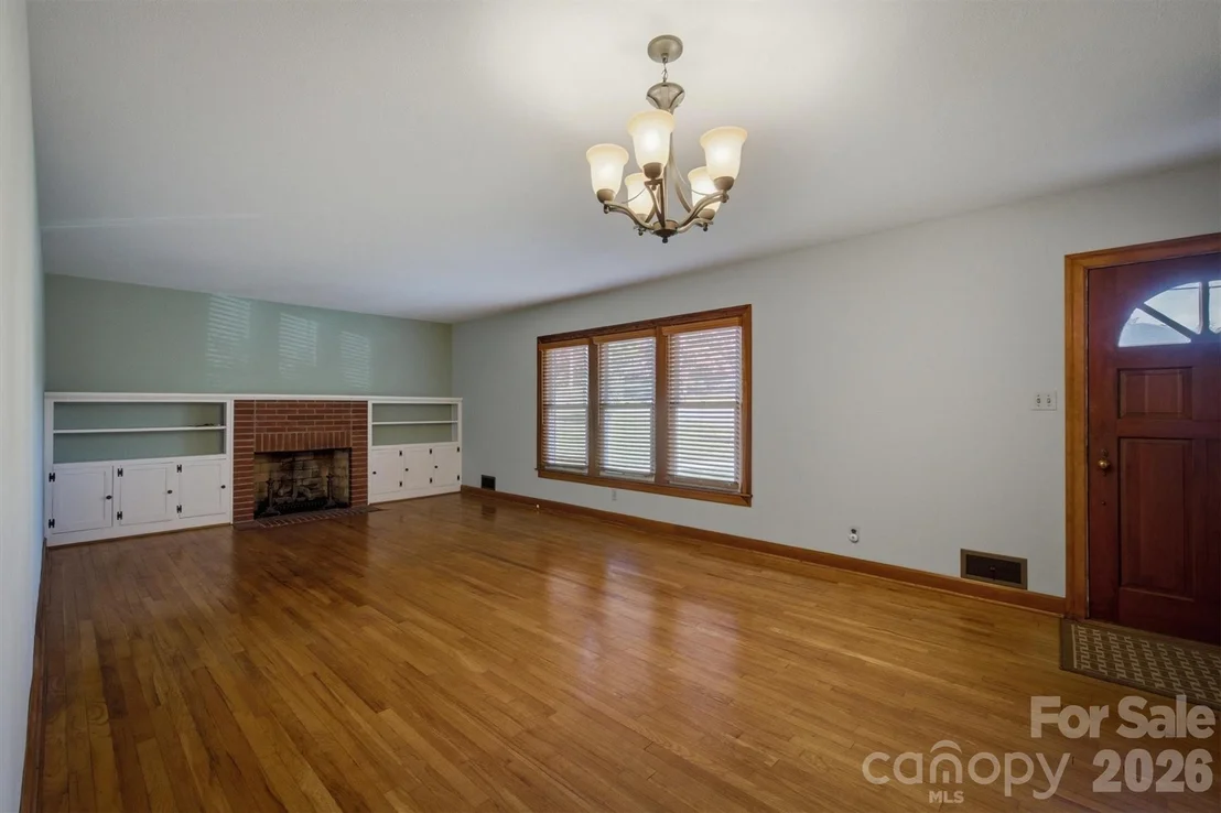 Photo of 114 Harris Drive