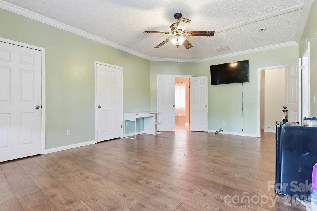 Photo of 2825 Sweeping Pine Lane