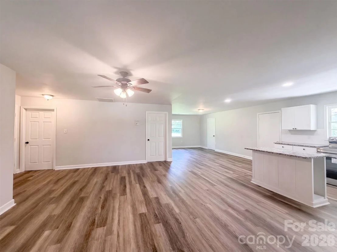 Photo of 131 Highland Point Avenue