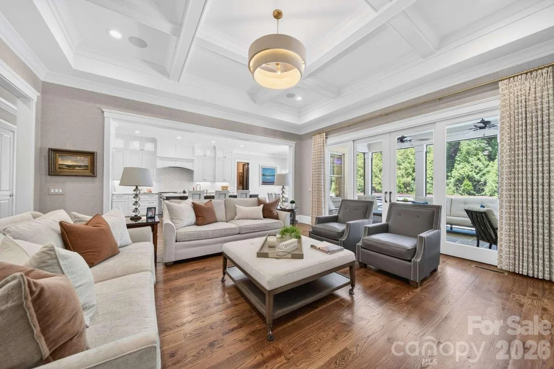 Photo of 18027 Shearer Road