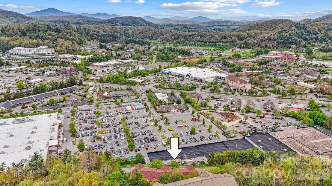 Photo of 800 Meadowview Drive