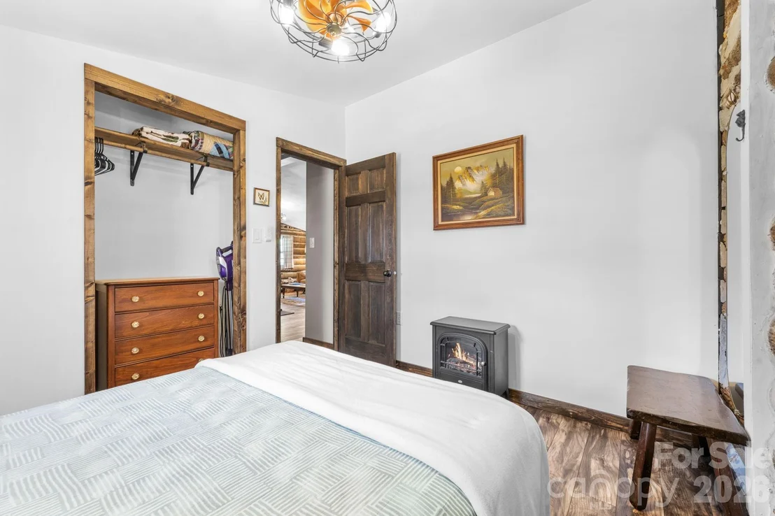 Photo of 245 Davenport Road