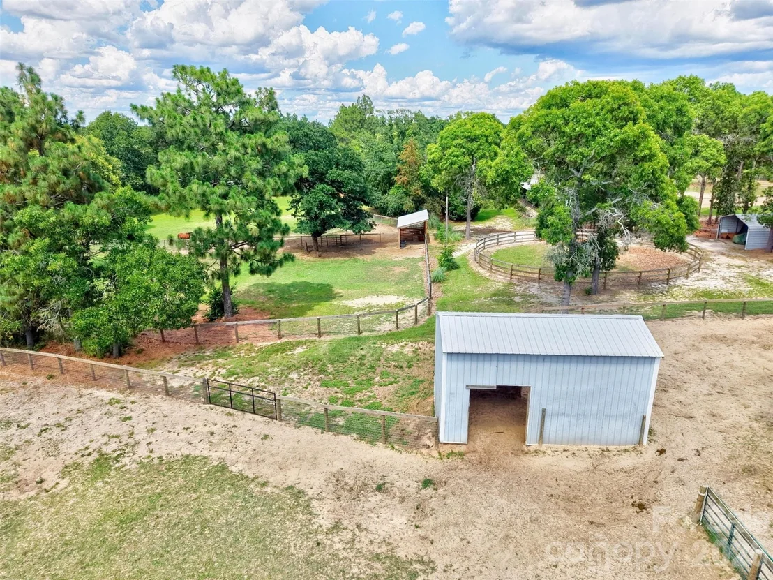 Photo of 1377 Pine Road