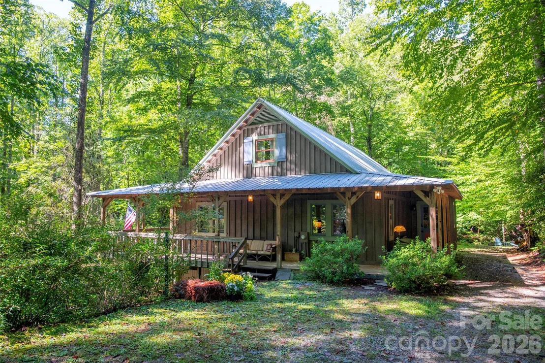 Photo of 2218 Mountain Page Road