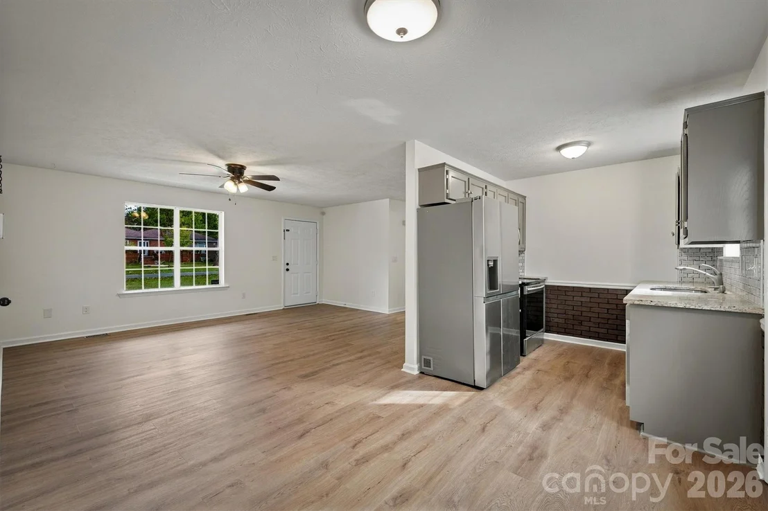 Photo of 37 Laurel Street