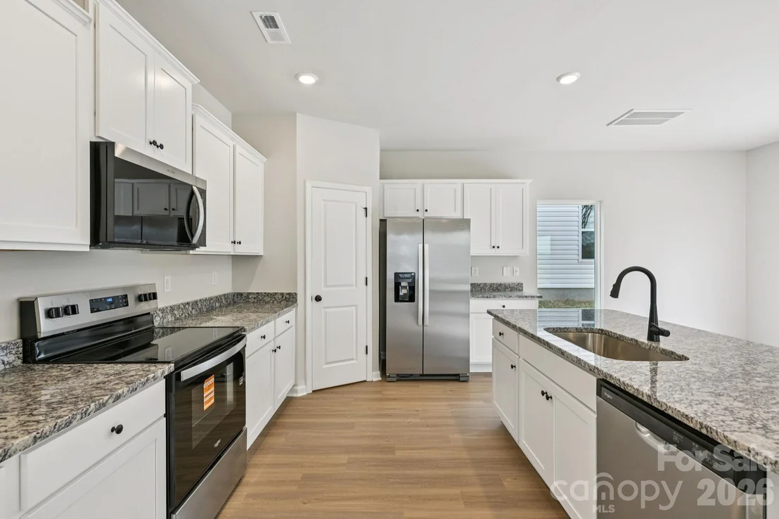 Photo of 818 Willow Estates Drive