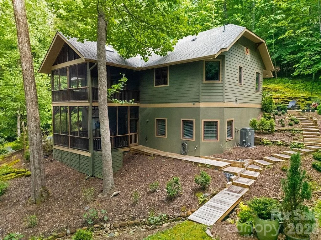 Photo of 141 Bruce Circle