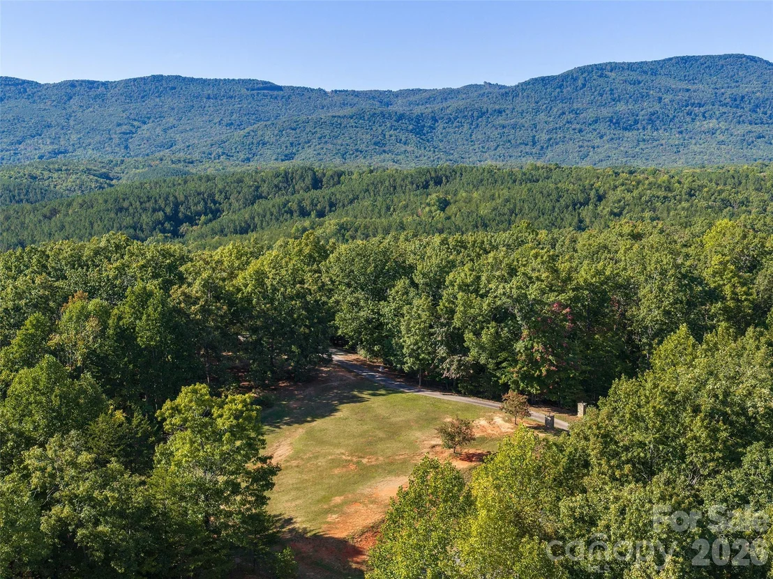 Photo of 620 N Highland Road