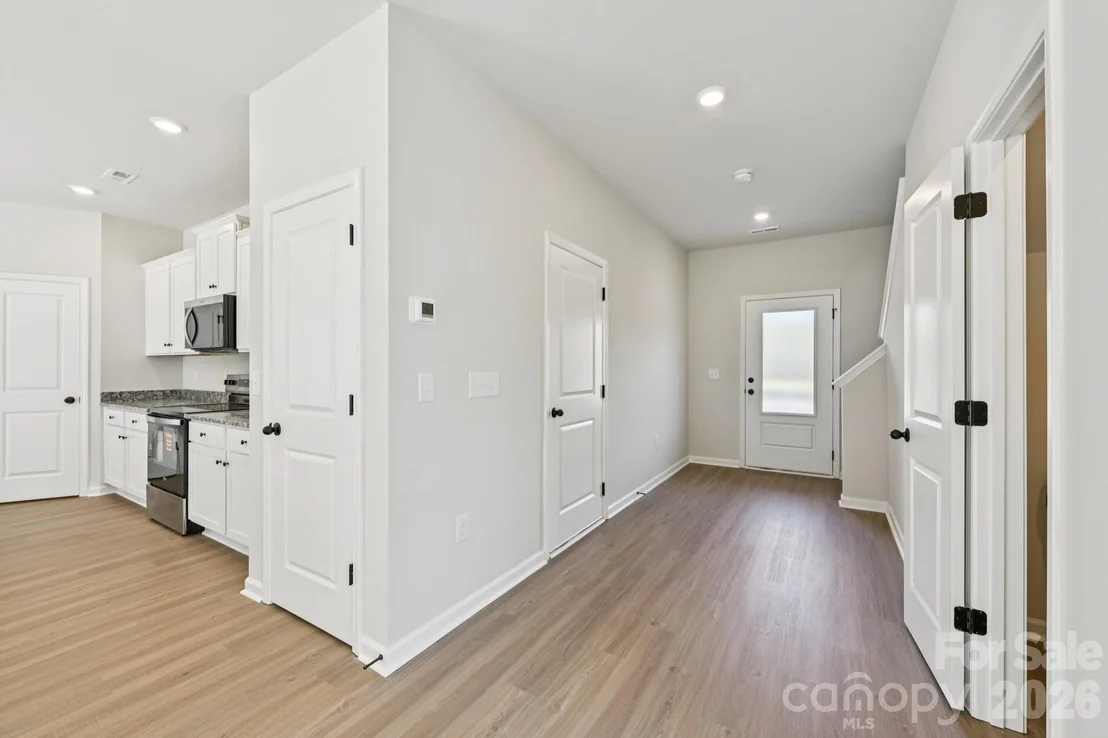 Photo of 806 Willow Estates Drive
