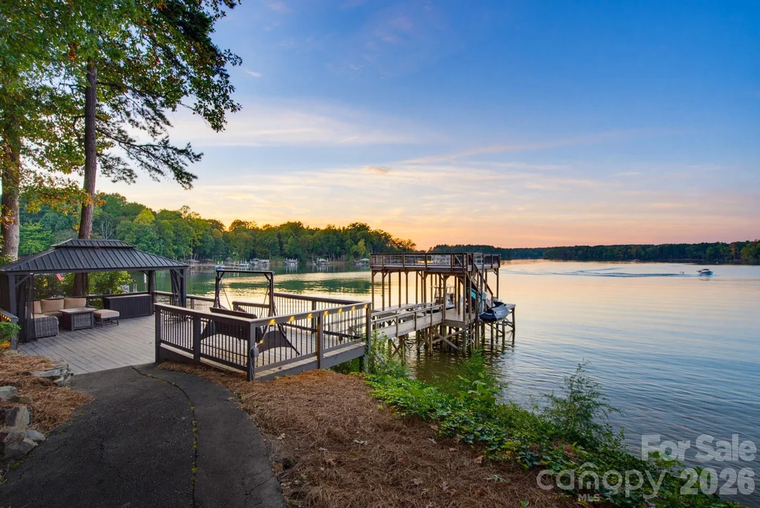 Photo of 5401 Mountain Point Lane