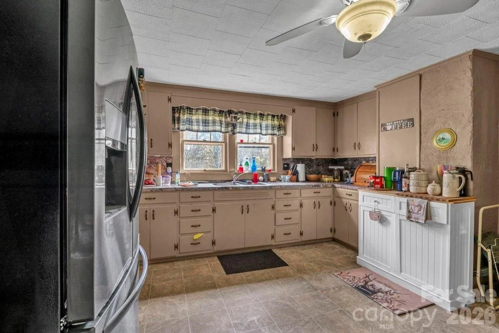 Photo of 1068 Laurel Branch Road