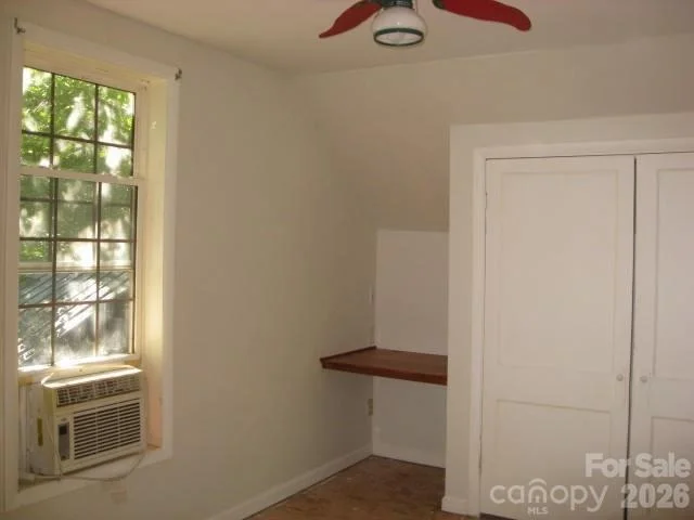Photo of 409 Arrowood Road