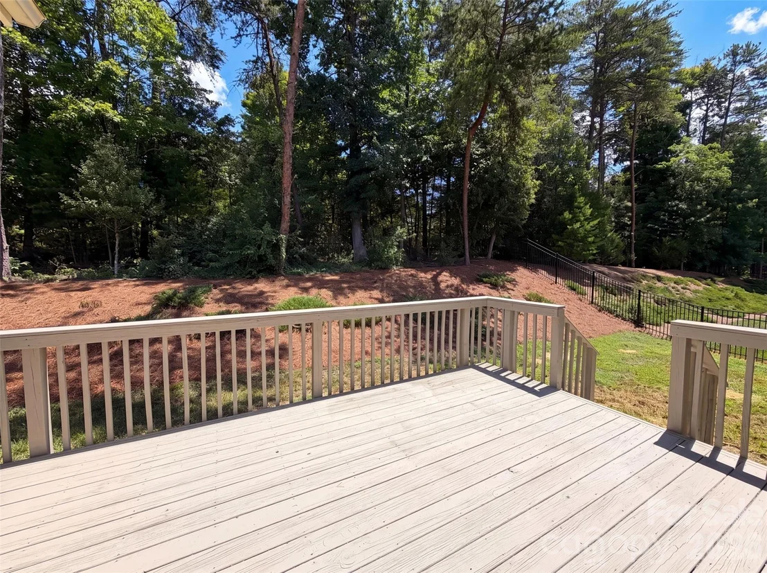 Photo of 147 Monteray Oaks Circle
