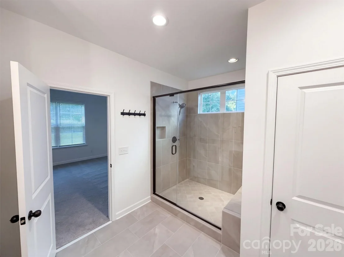 Photo of 2591 Cornelius Place NW