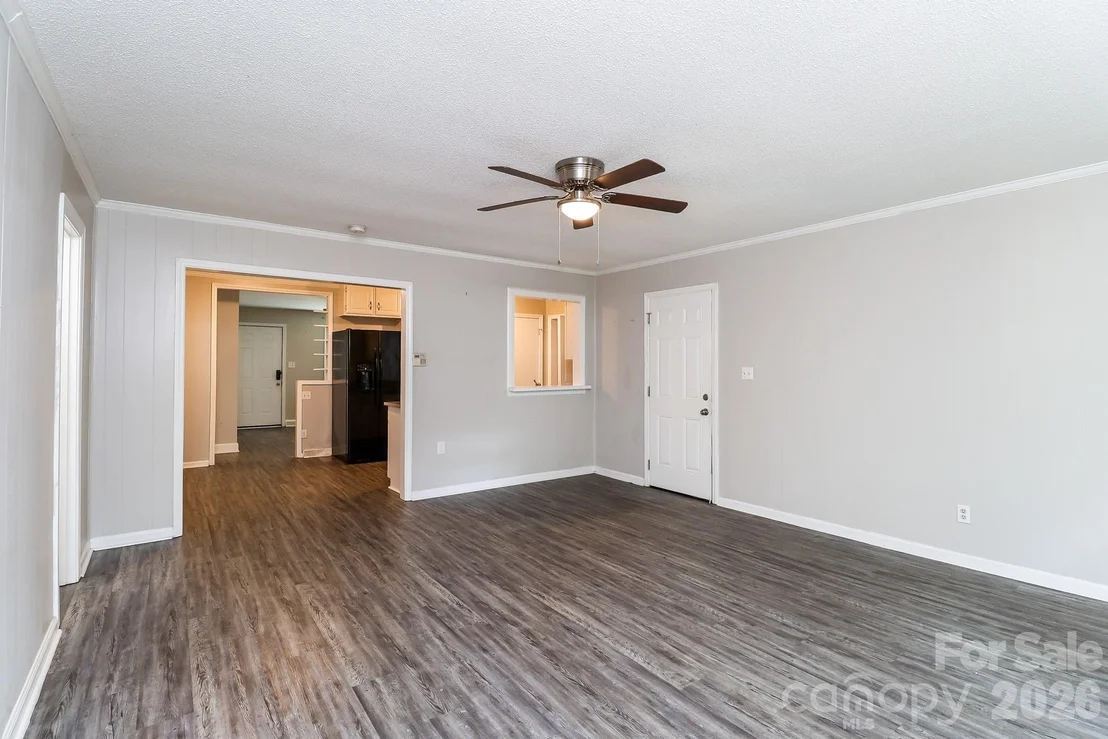 Photo of 6424 Springfield Drive