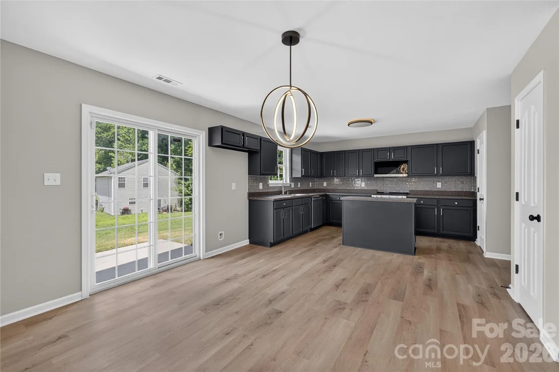 Photo of 6029 Waterloo Drive