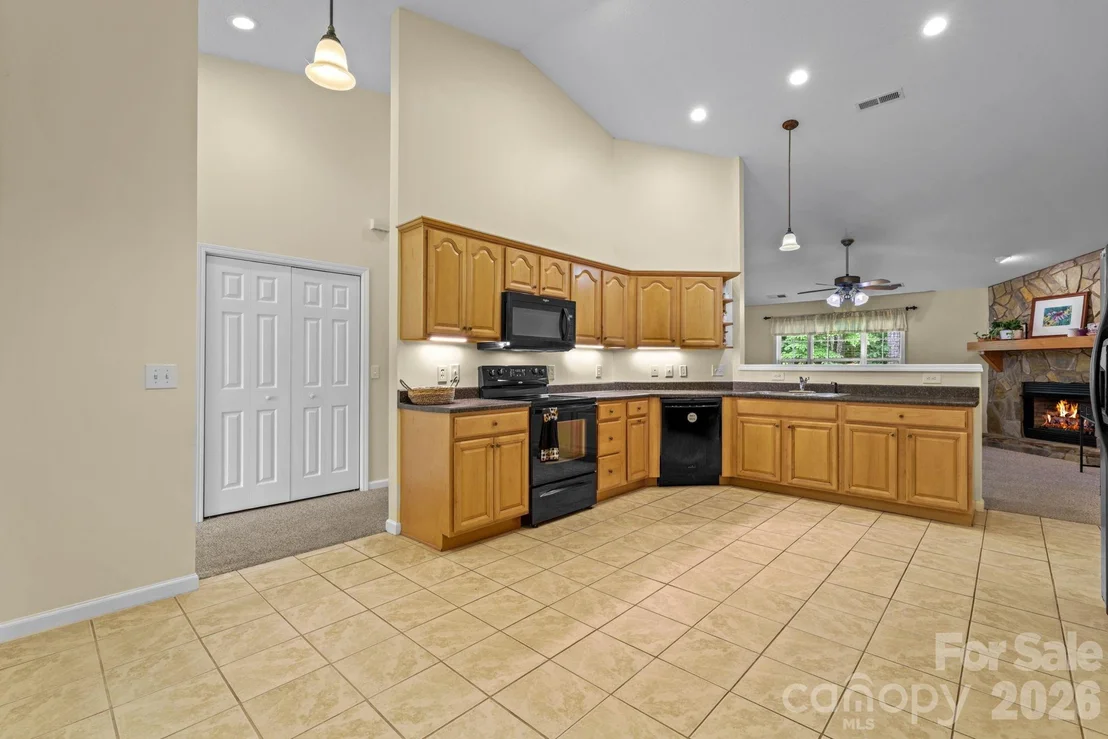 Photo of 17 Coventry Circle E