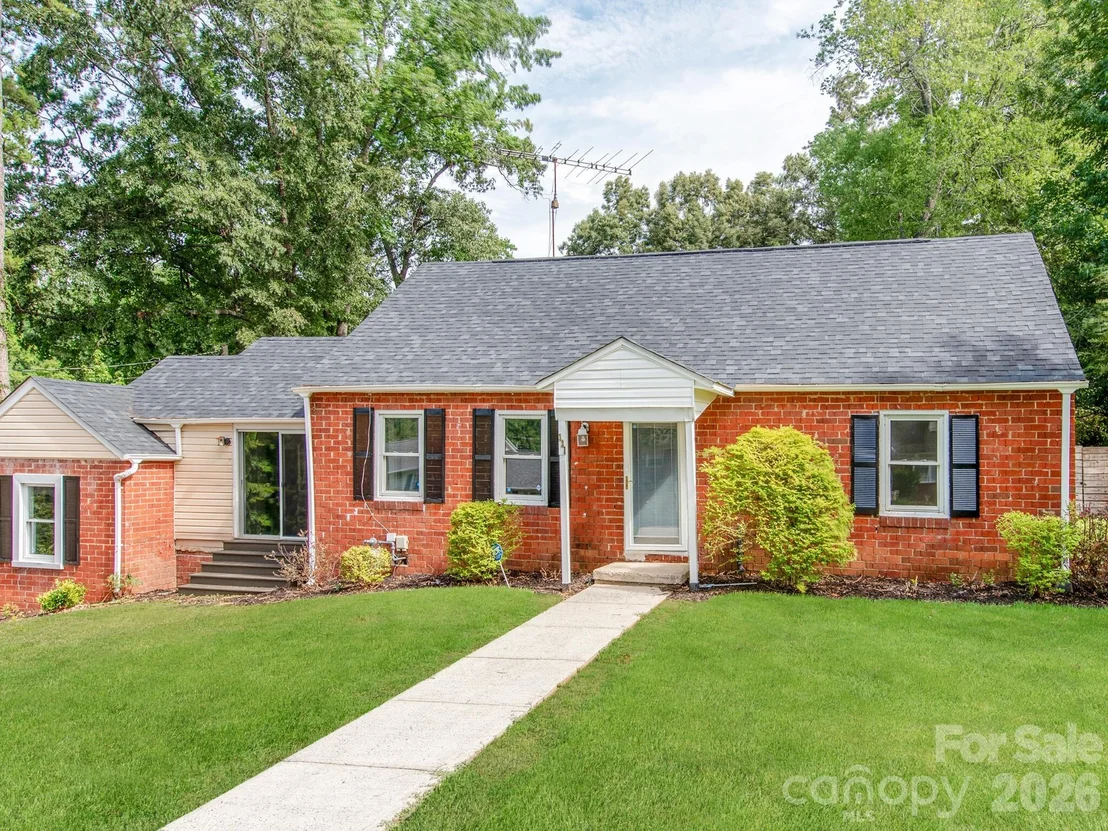 Photo of 331 Park Road
