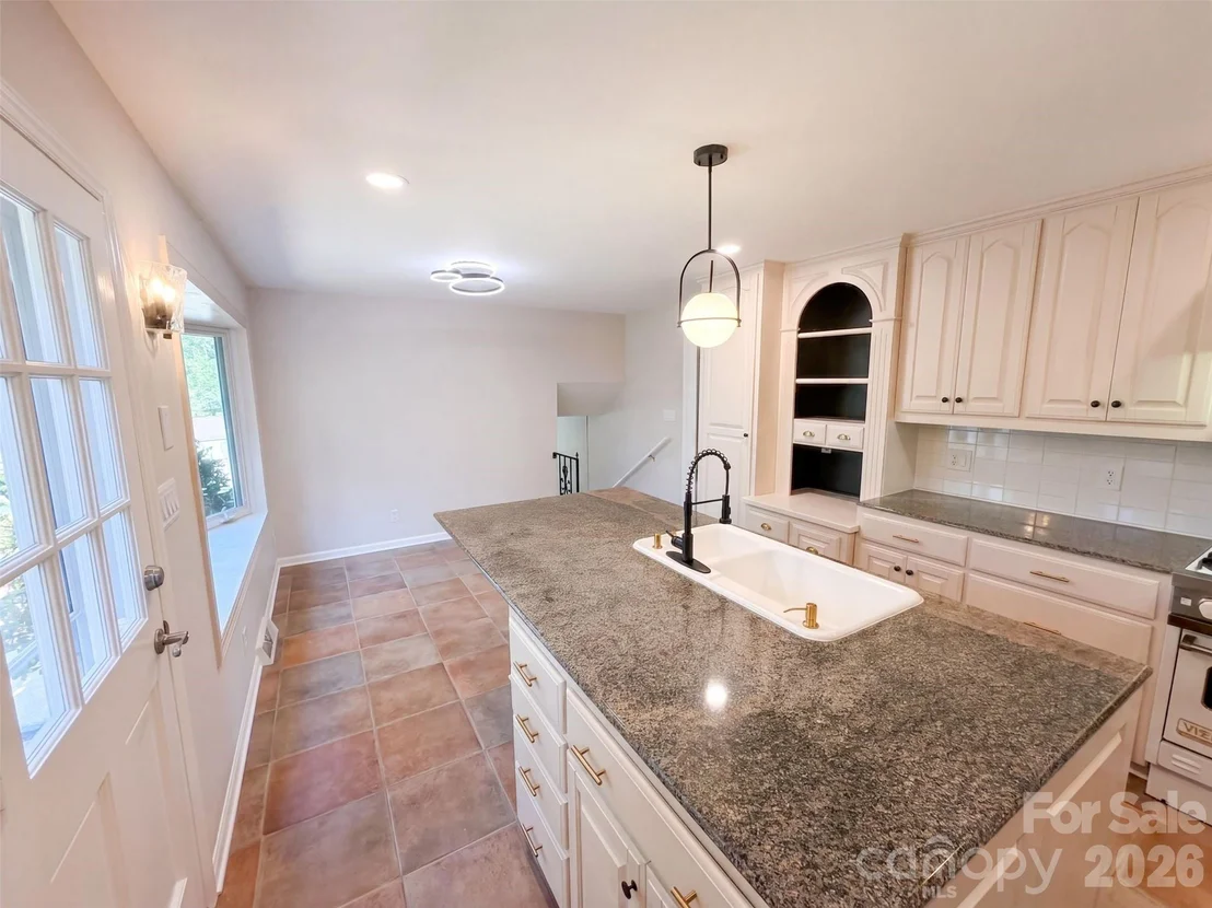 Photo of 1030 Mclaughlin Drive