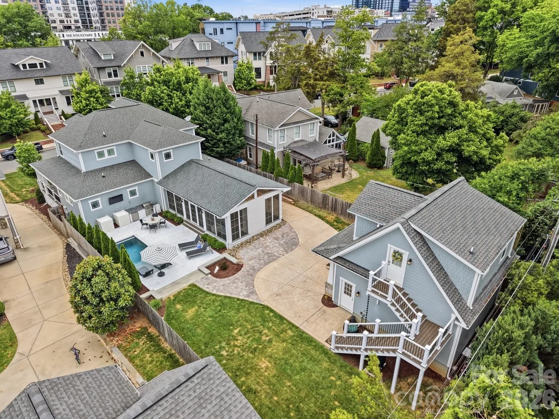 Photo of 2501 Marshall Place