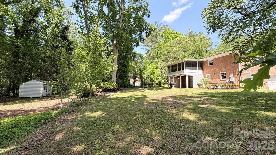 Photo of 123 Castleton Lane