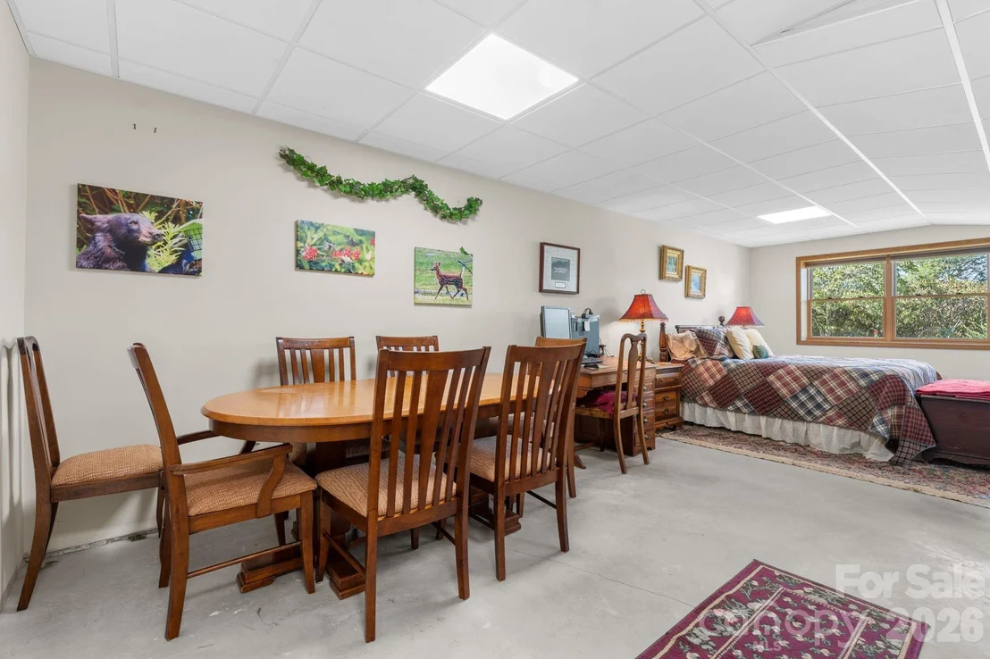 Photo of 1013 Perry Road