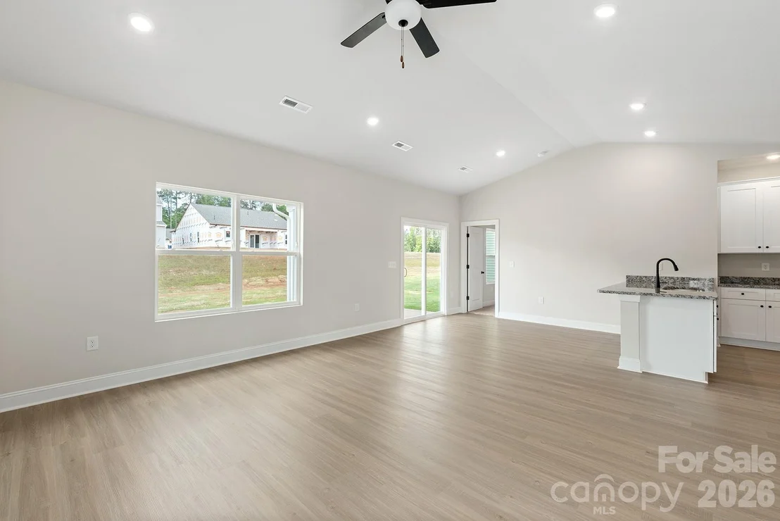 Photo of 714 Willow Estates Drive