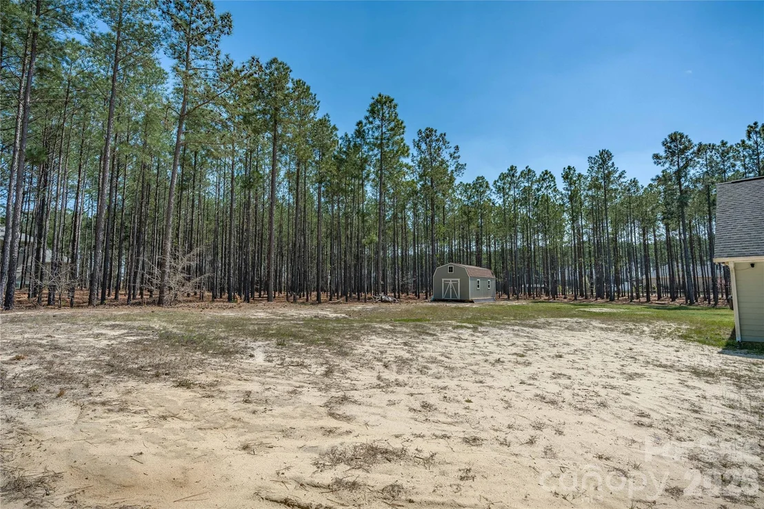 Photo of 2138 Lockhart Road