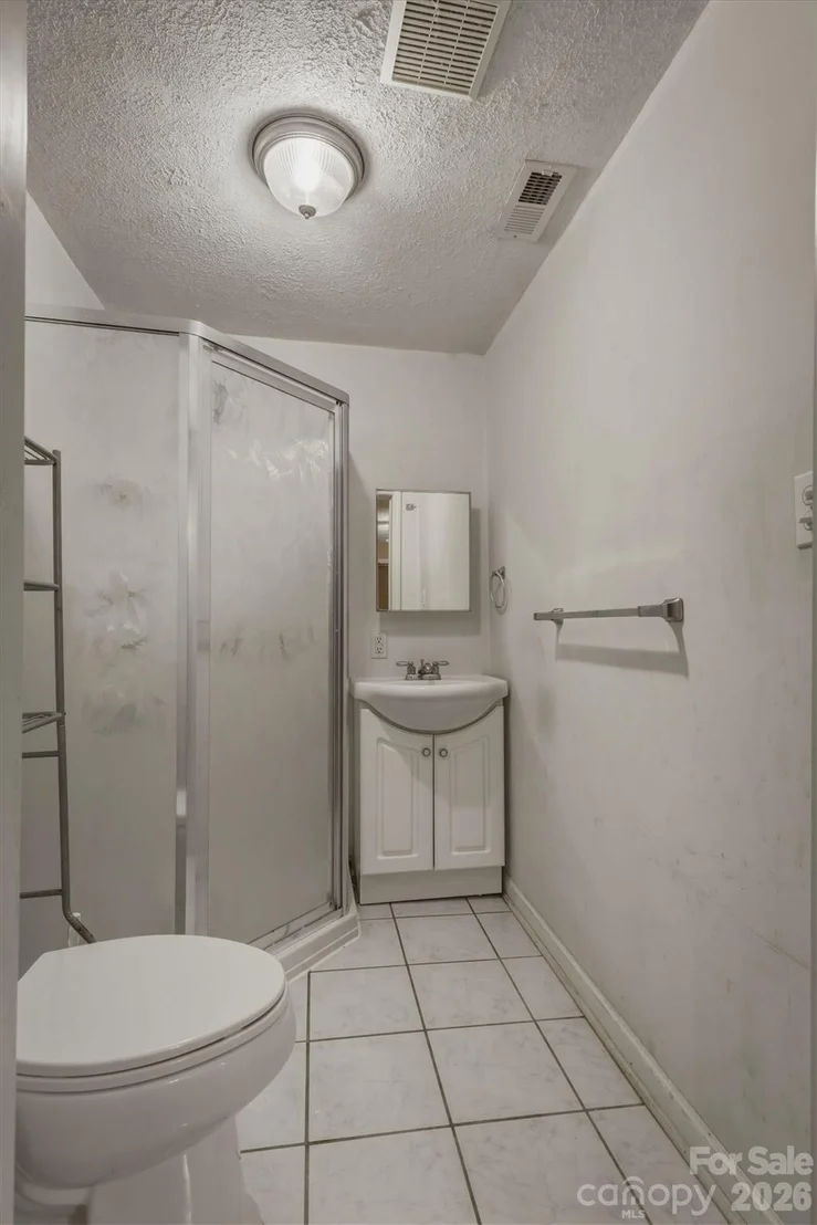 Photo of 2566 Andrews Circle
