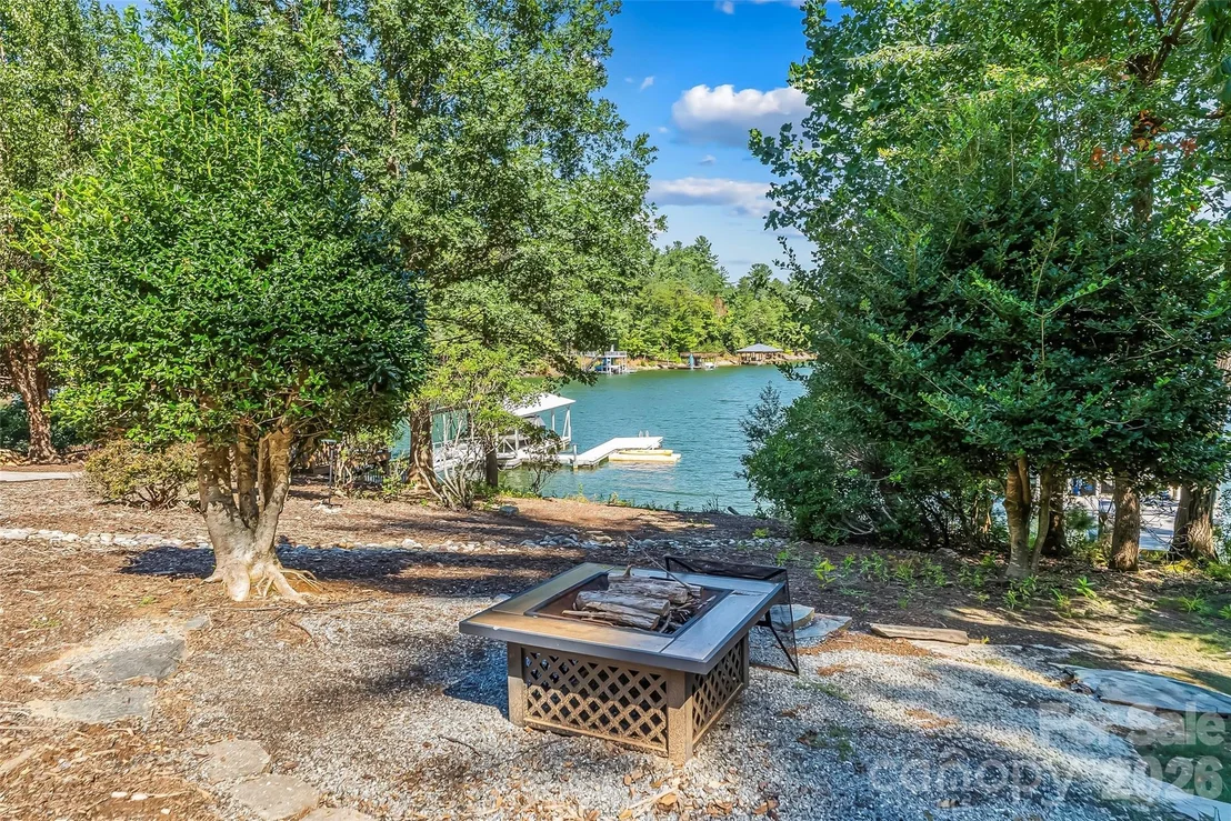 Photo of 705 Waters Edge Drive