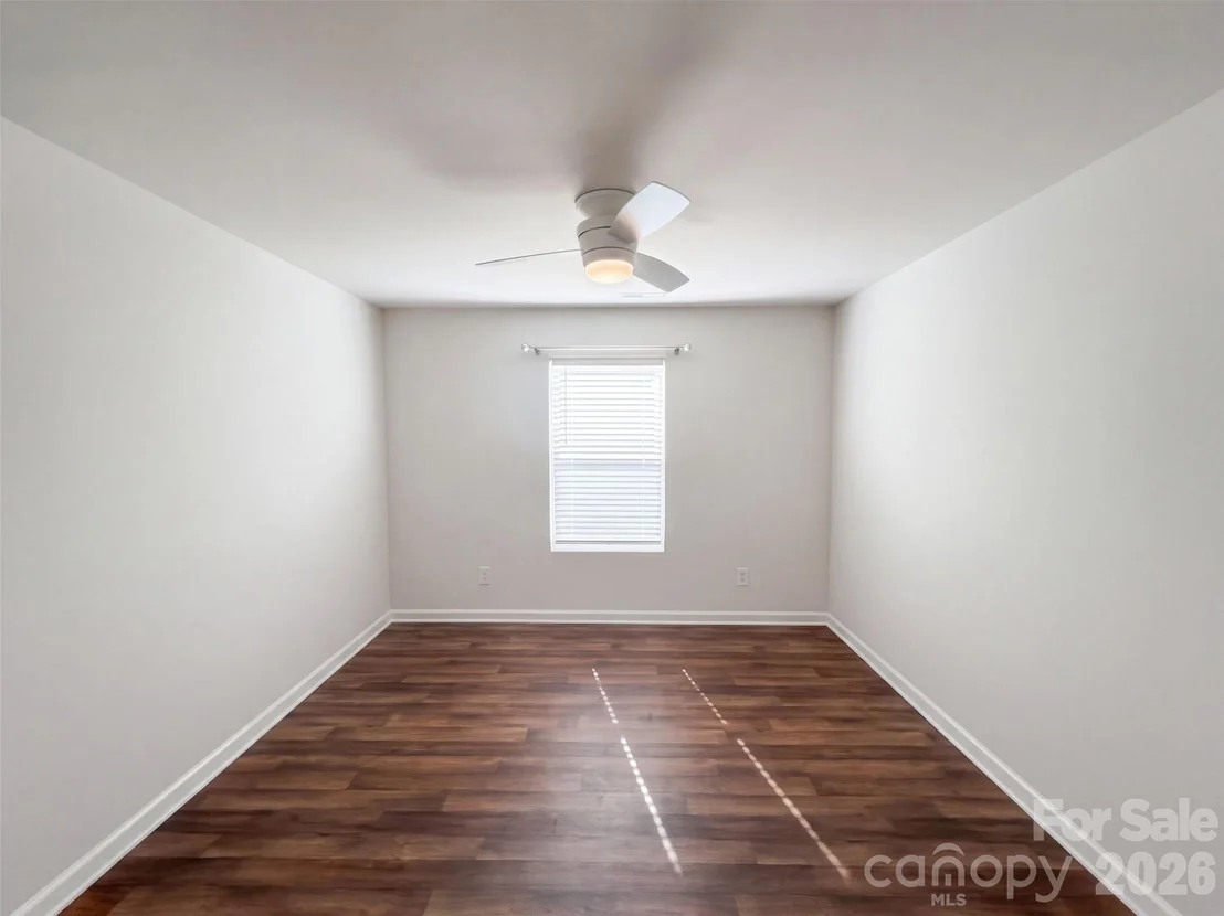 Photo of 838 Sorrel Lane