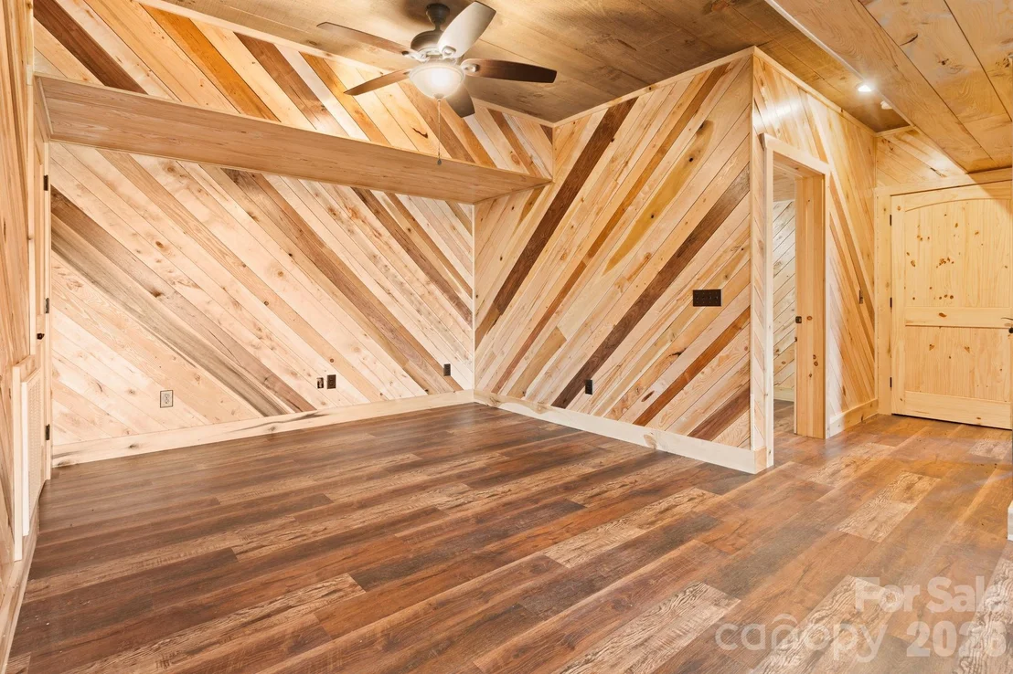 Photo of 449 Hampton Ridge Road