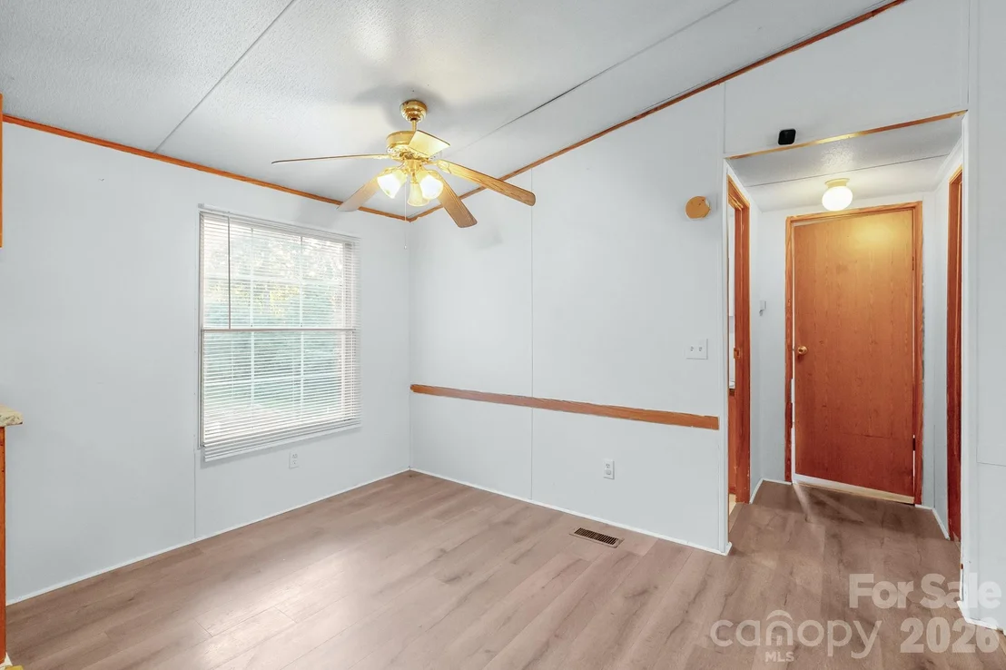 Photo of 185 Coot Sistare Road