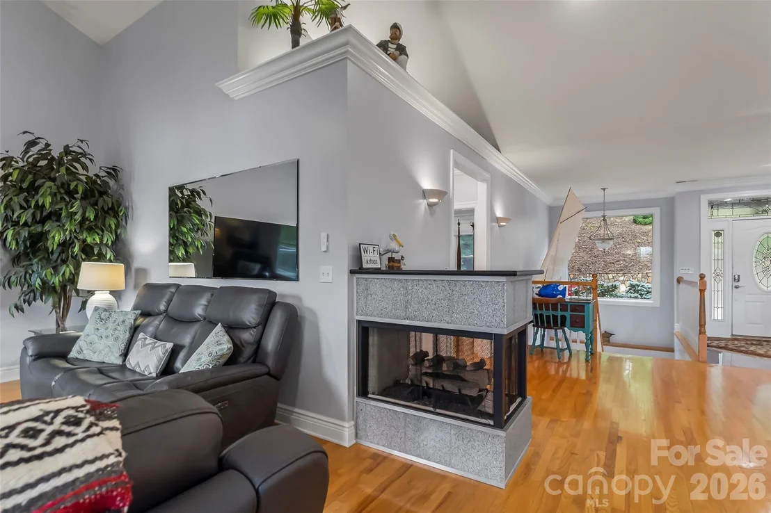 Photo of 705 Waters Edge Drive