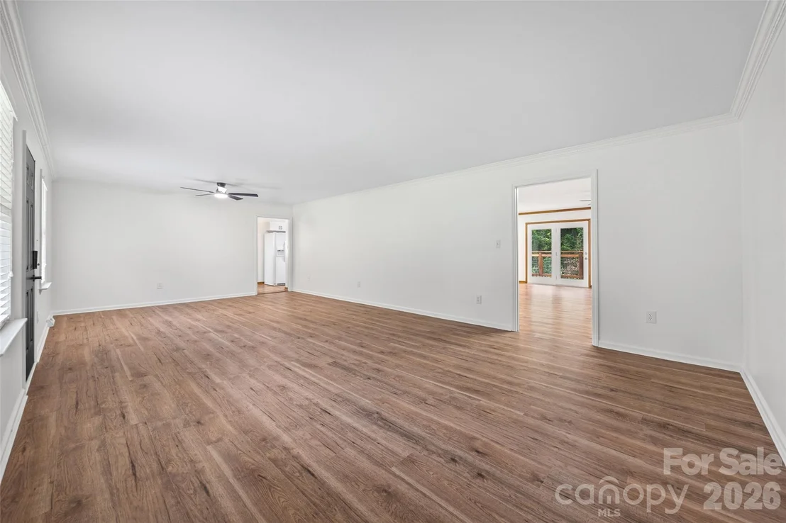 Photo of 281 Schoolside Drive