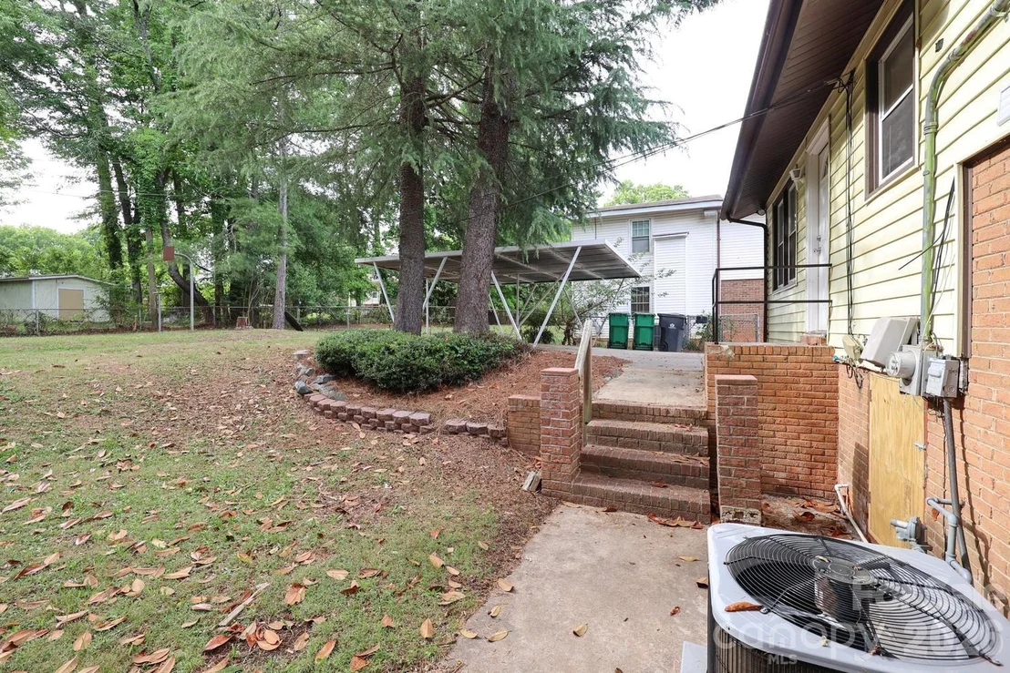 Photo of 5001 Springview Road