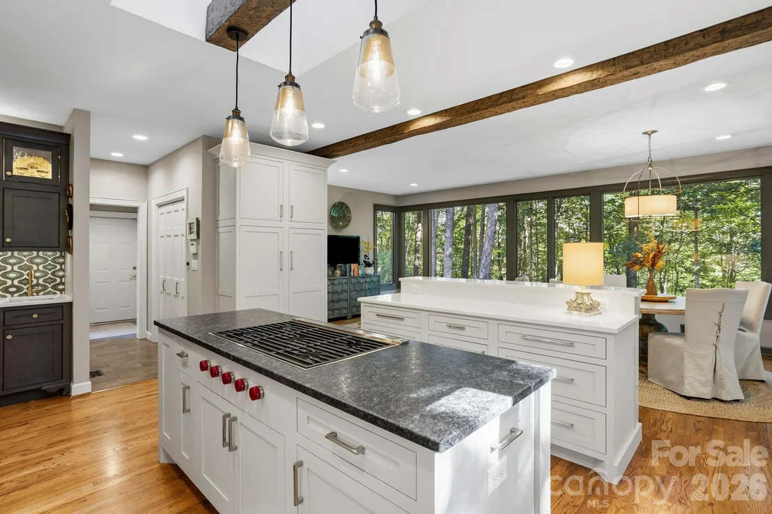 Photo of 308 Kenmure Drive