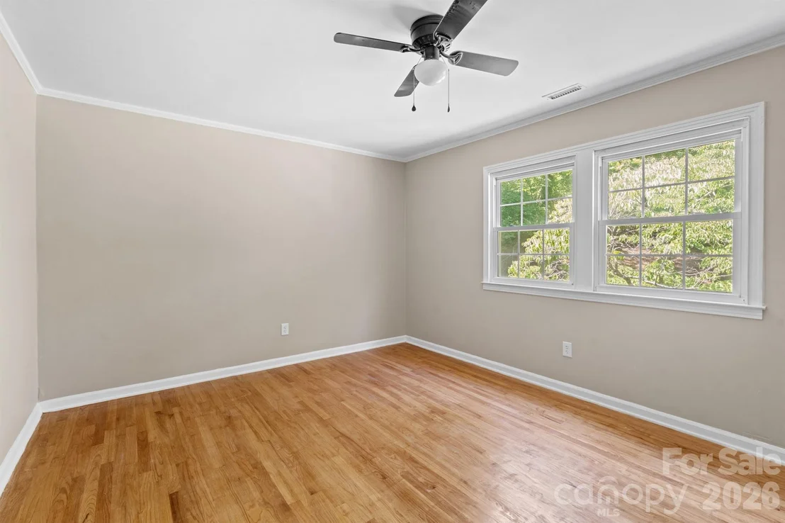 Photo of 755 Cumberland Circle