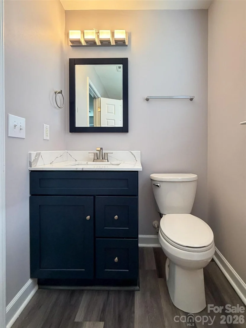 Photo of 1110 Helms Road