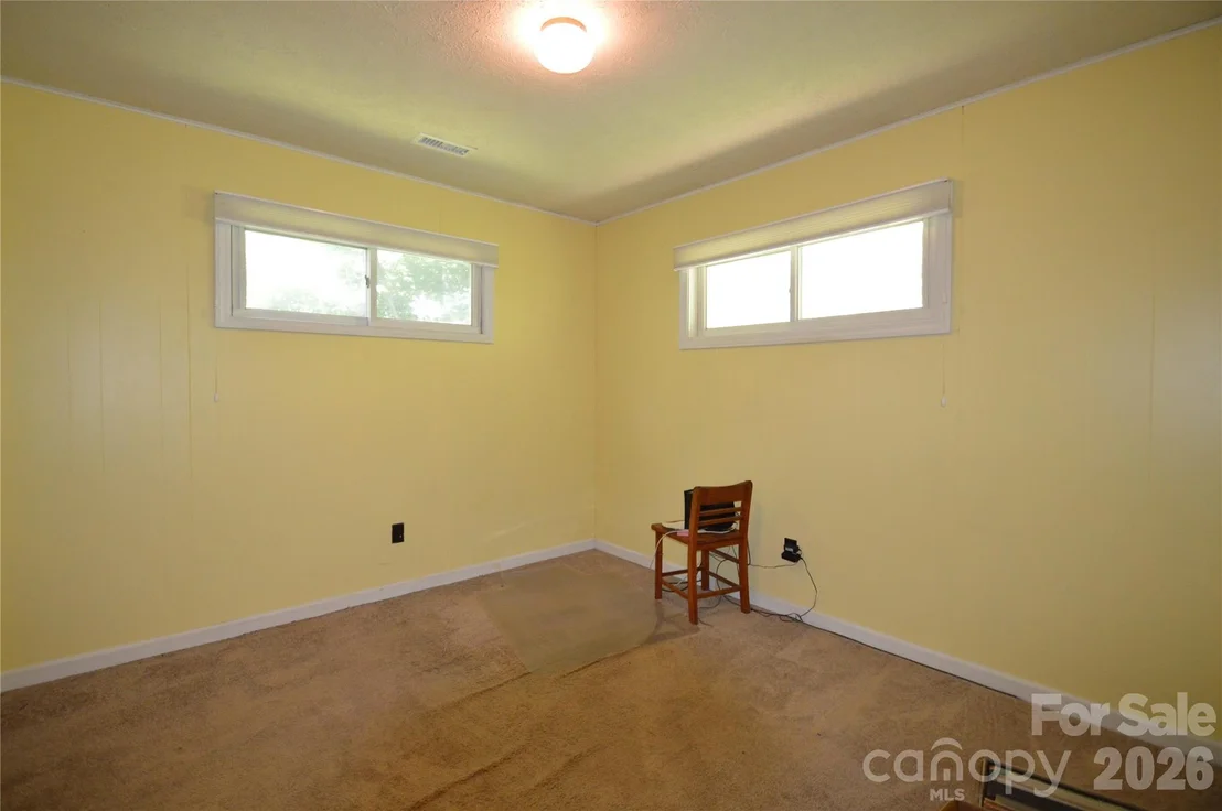 Photo of 184 Laurel Road
