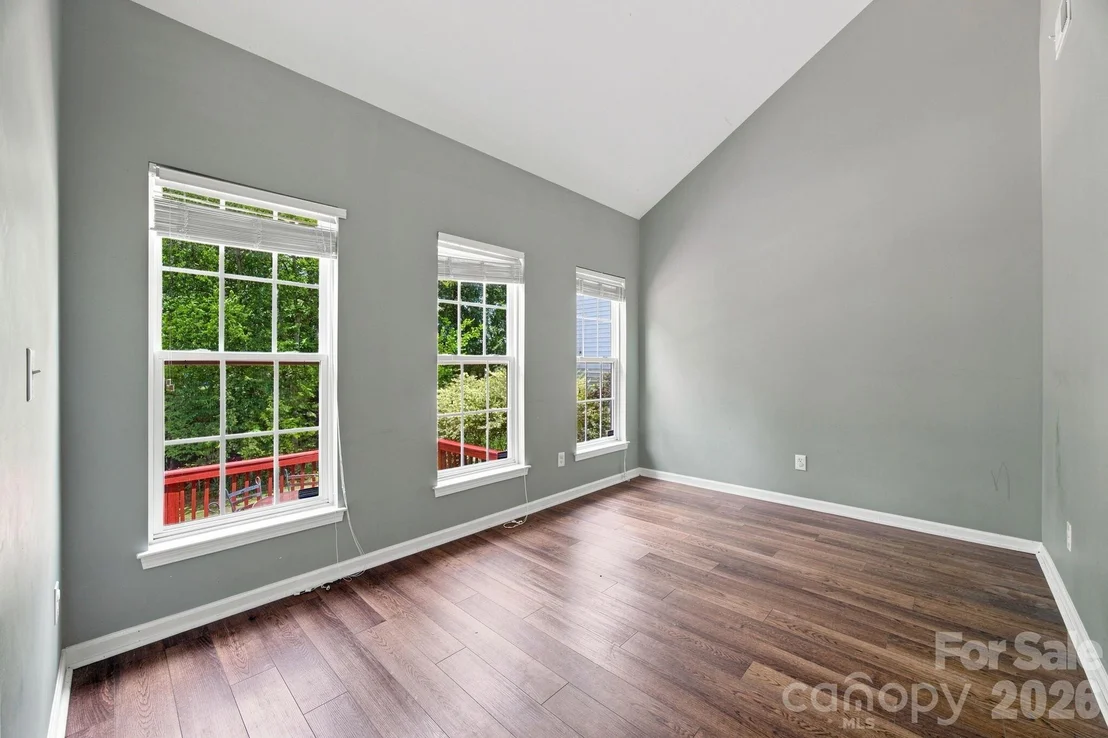 Photo of 1002 Canopy Drive