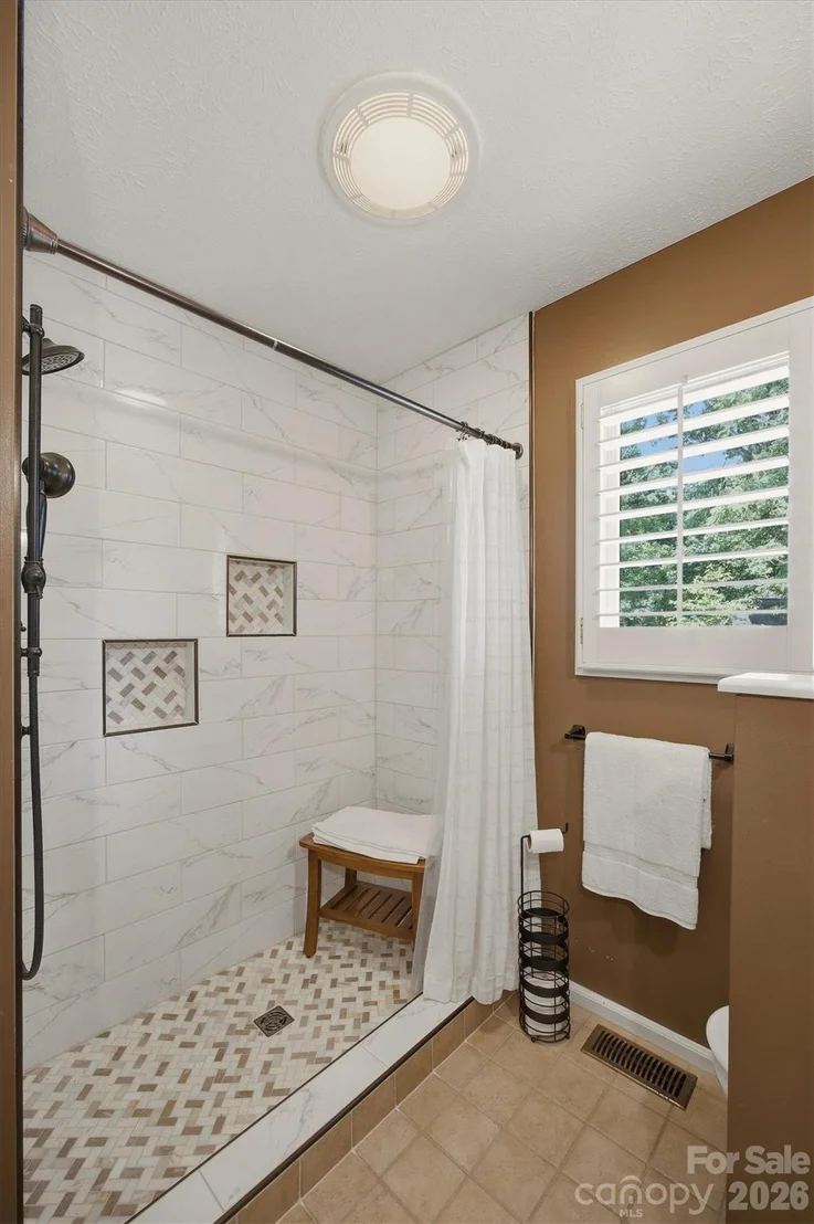 Photo of 232 Westwood Drive