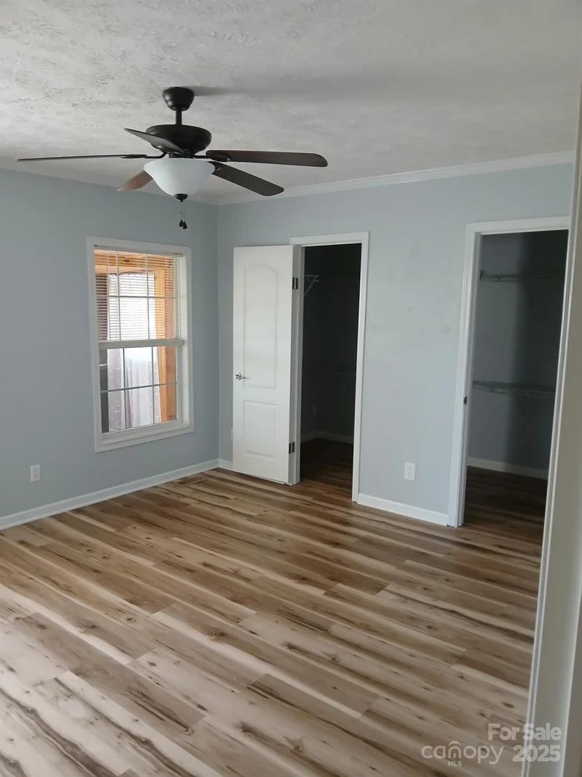 Photo of 218 Muldoon Lane
