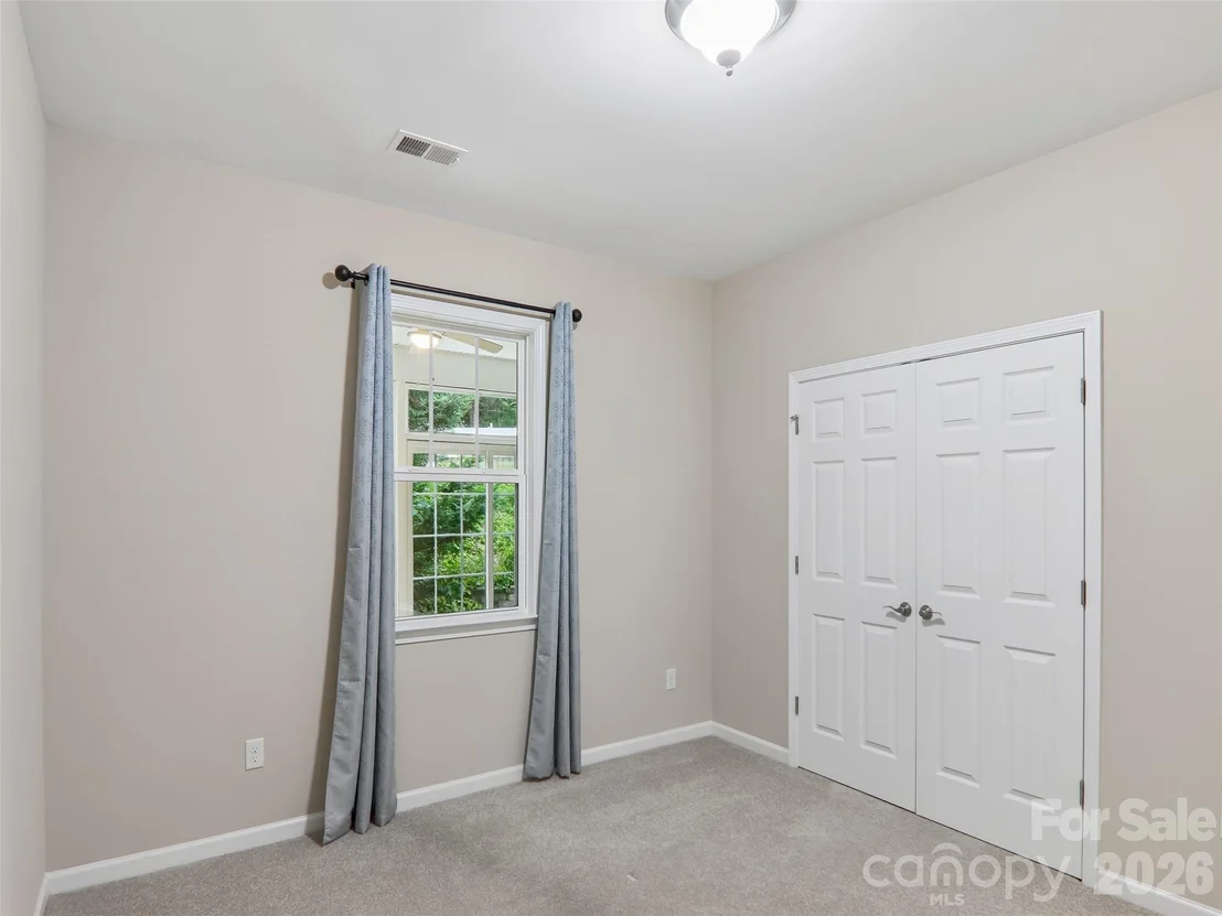 Photo of 11 Eagle Pointe Way